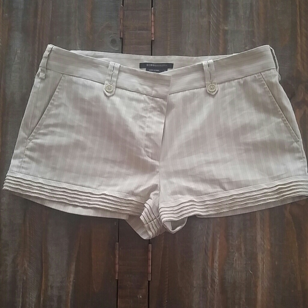 ✨Final Price✨NWOT BCBG MaxAzria Shorts